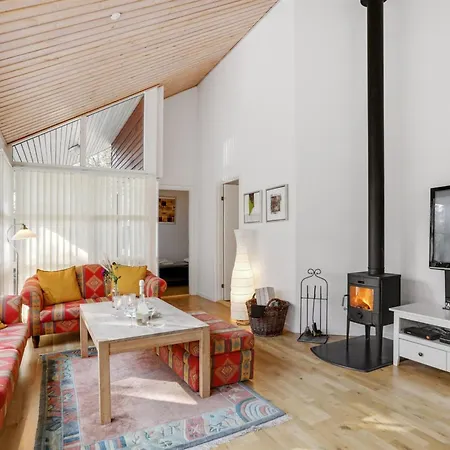 Feriehus Dorit - 600m From The Sea By Interhome