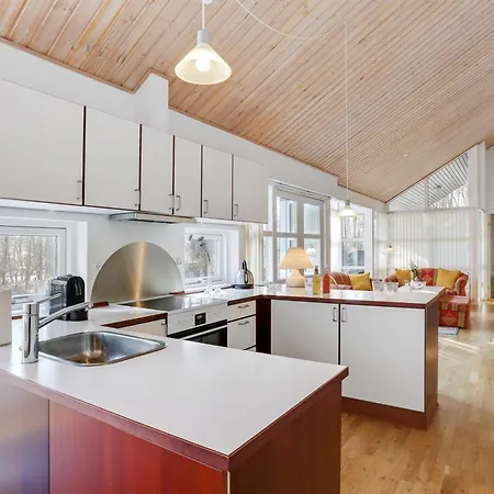 Dorit - 600m From The Sea By Interhome Hasle