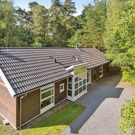 Dorit - 600m From The Sea By Interhome *
